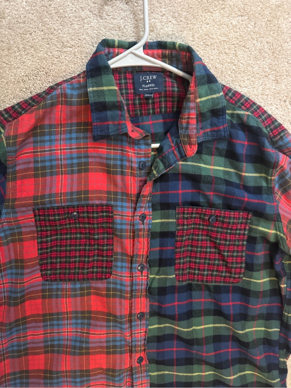 J. Crew Men’s Plaid Button-Down Shirt in Red & Blue Flannel Size Large - Picture 4 of 7